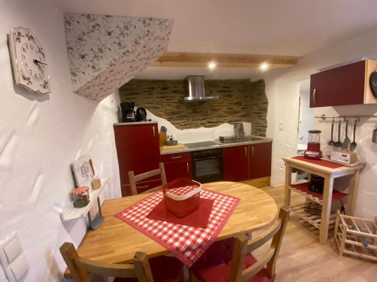 Ferienhaus Goebel'S Gute Stube Wirfus Bagian luar foto