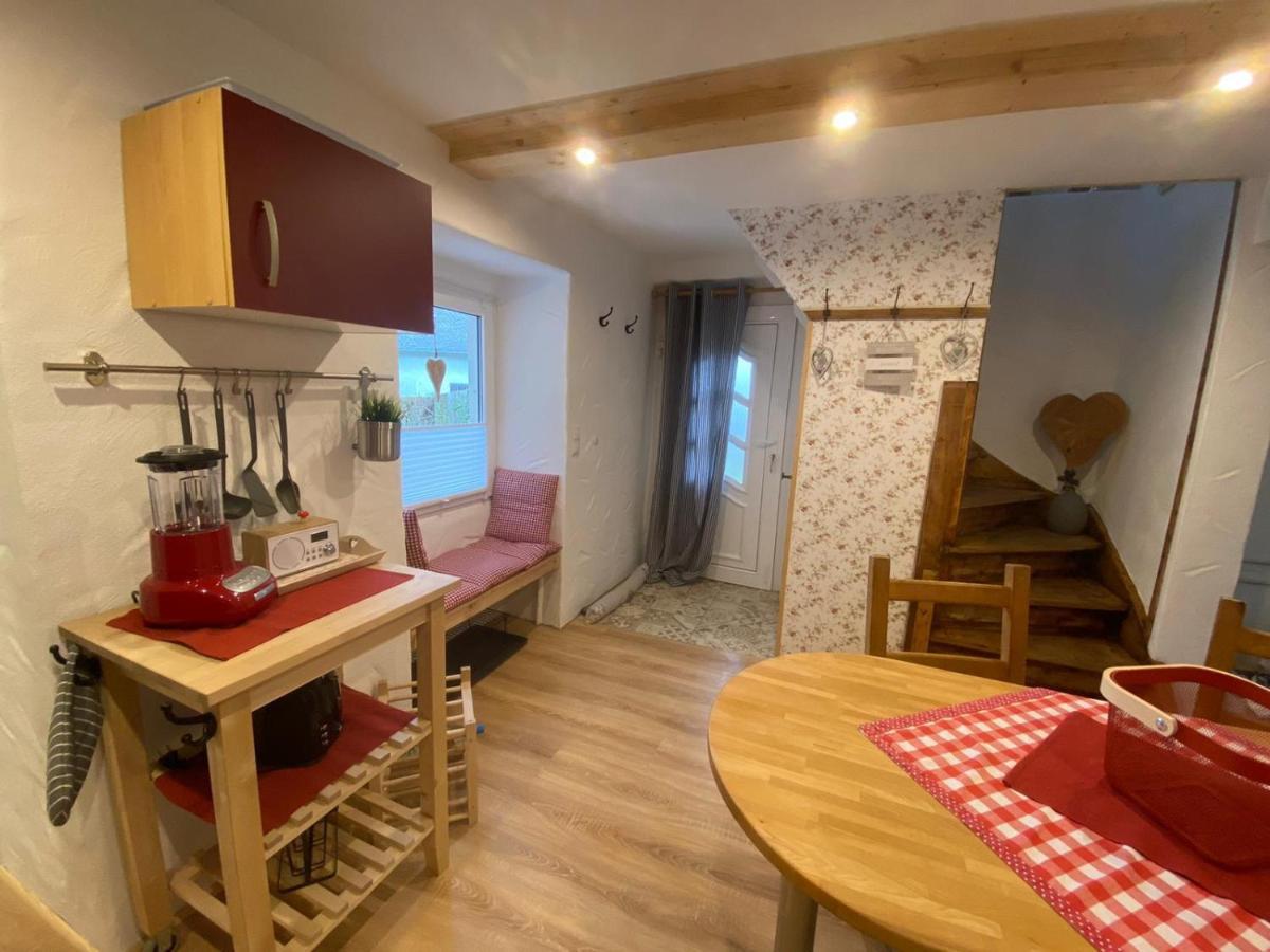 Ferienhaus Goebel'S Gute Stube Wirfus Bagian luar foto