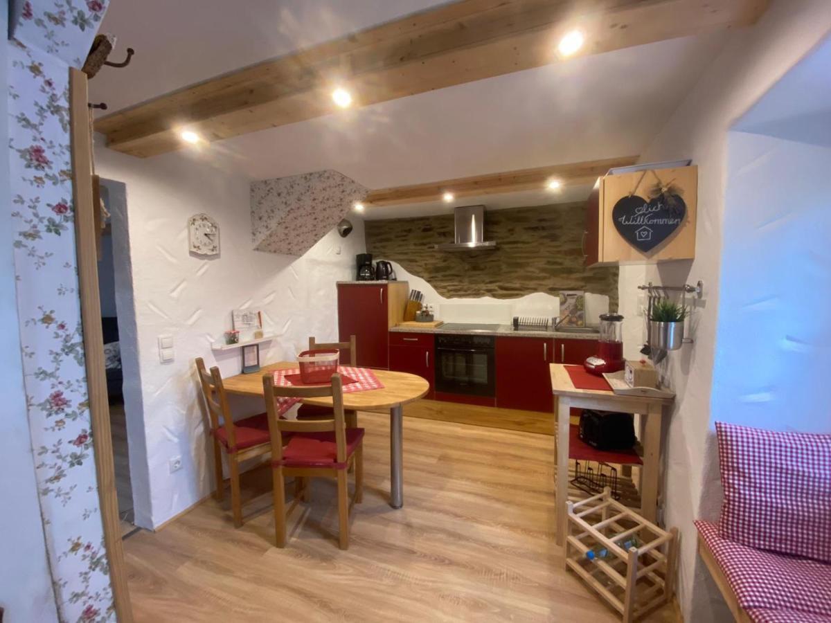 Ferienhaus Goebel'S Gute Stube Wirfus Bagian luar foto