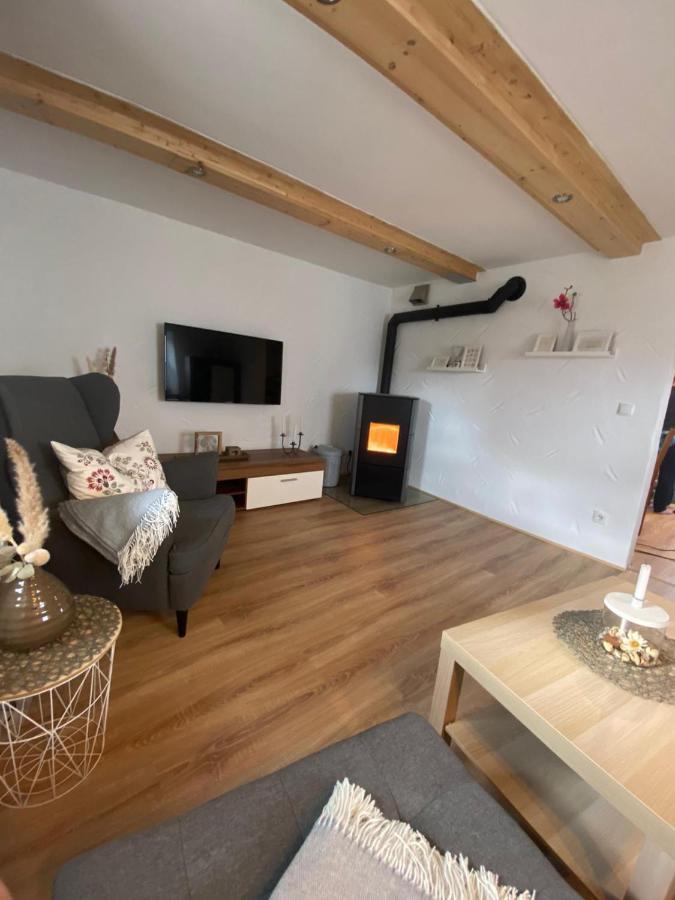 Ferienhaus Goebel'S Gute Stube Wirfus Bagian luar foto