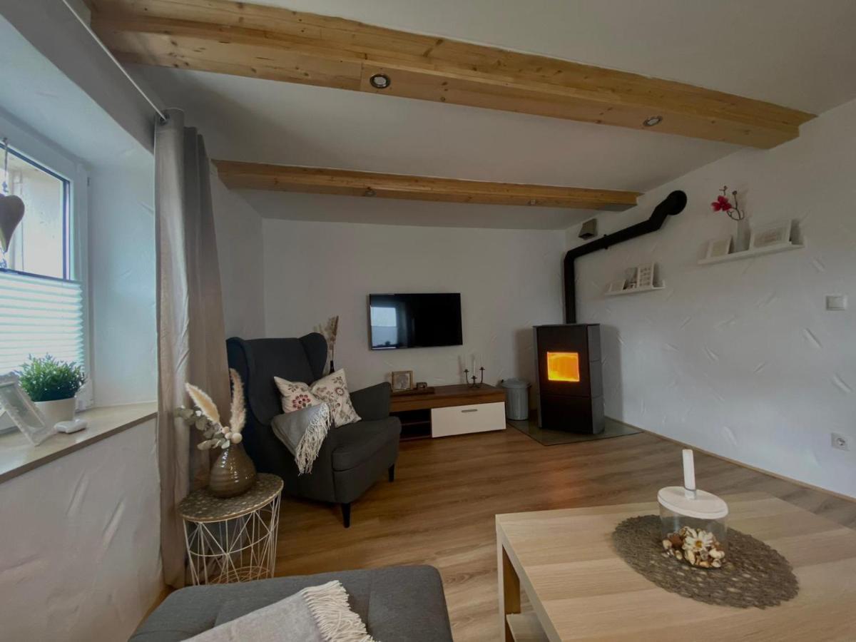 Ferienhaus Goebel'S Gute Stube Wirfus Bagian luar foto