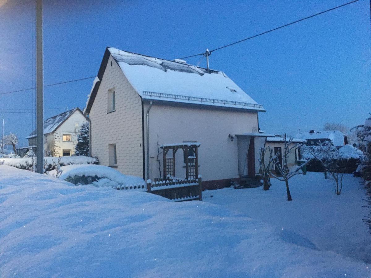 Ferienhaus Goebel'S Gute Stube Wirfus Bagian luar foto