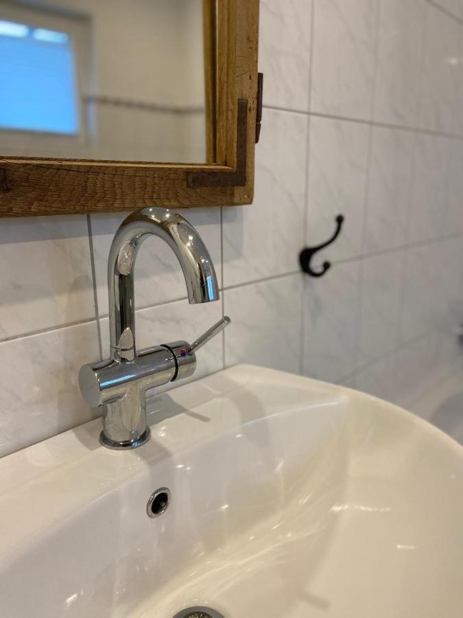 Ferienhaus Goebel'S Gute Stube Wirfus Bagian luar foto